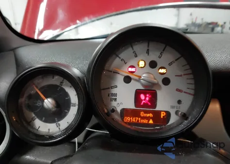 2014 Mini Convertible Cooper z USA, uszkodzony, nr VIN WMWZN3C5XET861352